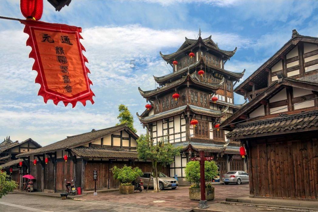 逃离大犀牛出没地
